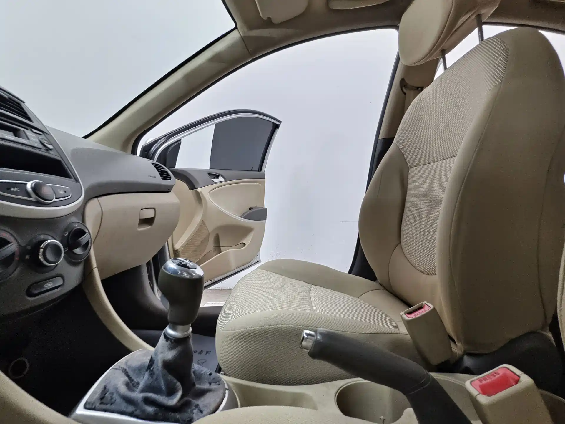 صورة 11 - Hyundai Verna