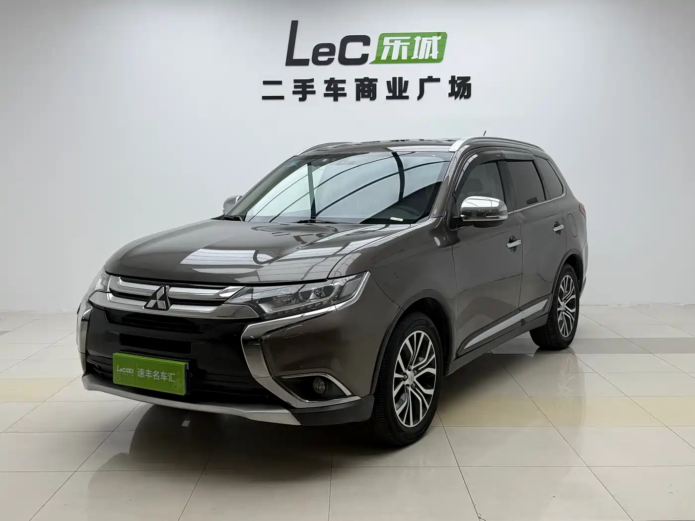 Mitsubishi Outlander (Import) 2016 2016 2.4L 4WD Elite 5-seater