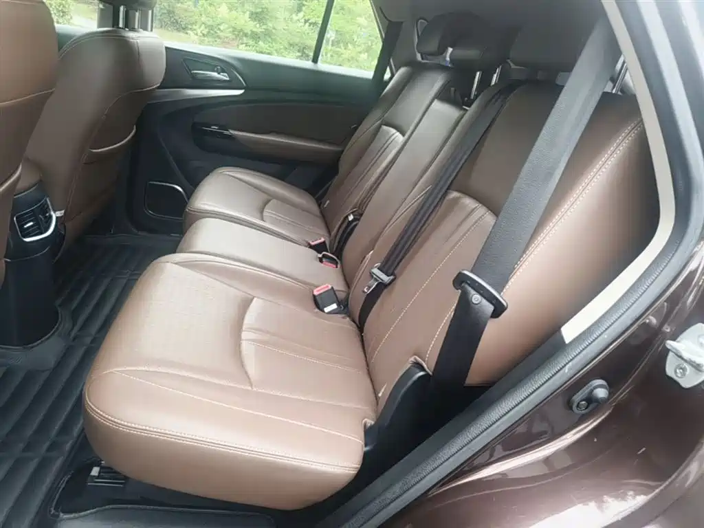 BYD S7 2016 2.0T Automatic Flagship Plus фото 17
