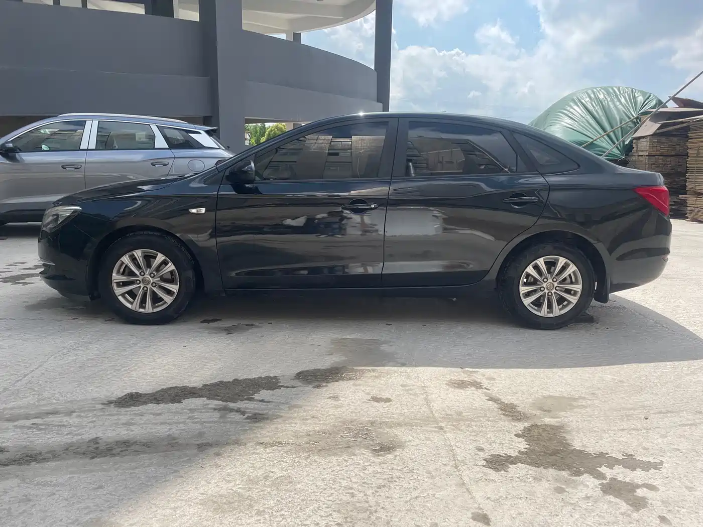 Buick Excelle 2016 15N Automatic Progressive фото 3