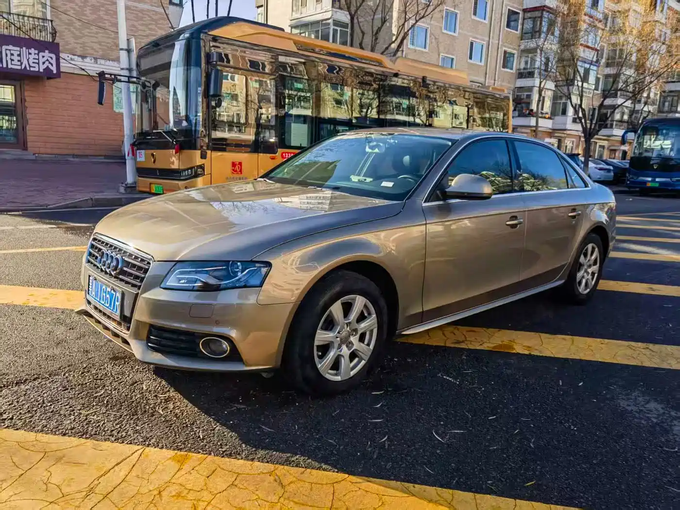 Audi A4L 2012 2.0 TFSI Auto Standard