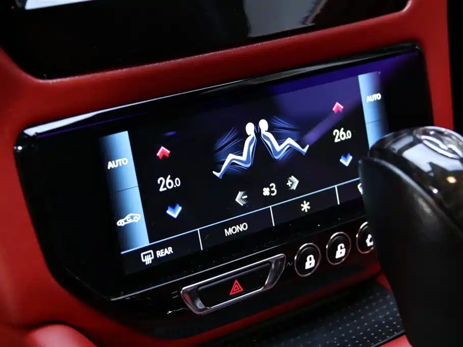 Maserati GranTurismo 2018 2007 4.2L Standard