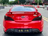 Photo 9 - Hyundai Genesis Coupe