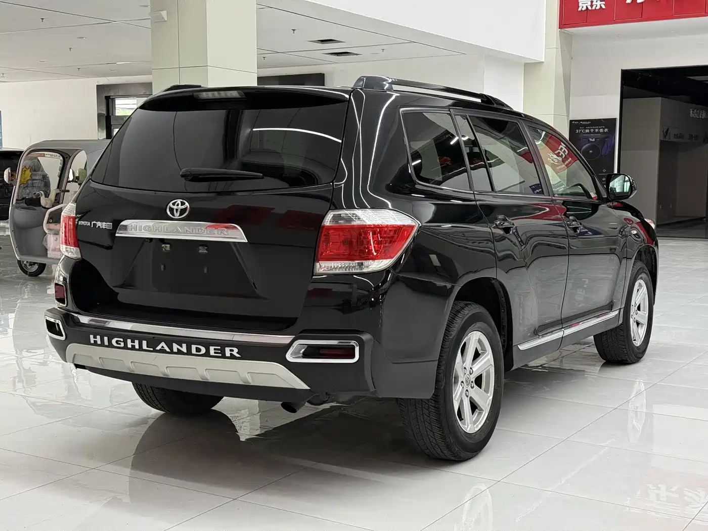 Toyota Highlander 2013 2.7L 2WD 5-seater Purple Gold Edition фото 6