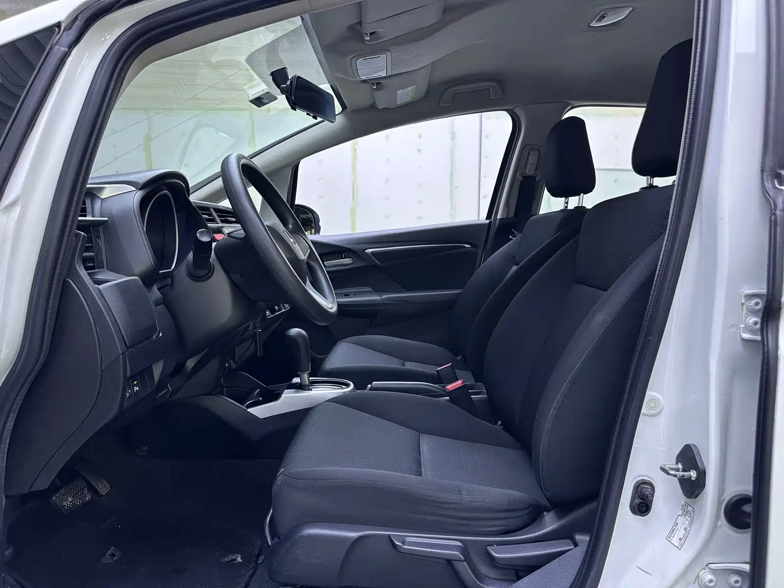 Фото 8 - Honda Fit