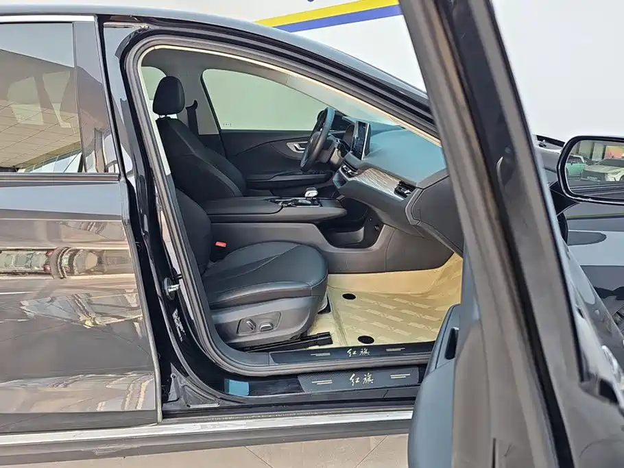 Hongqi E-QM5 2024 2024 Model 610km PLUS