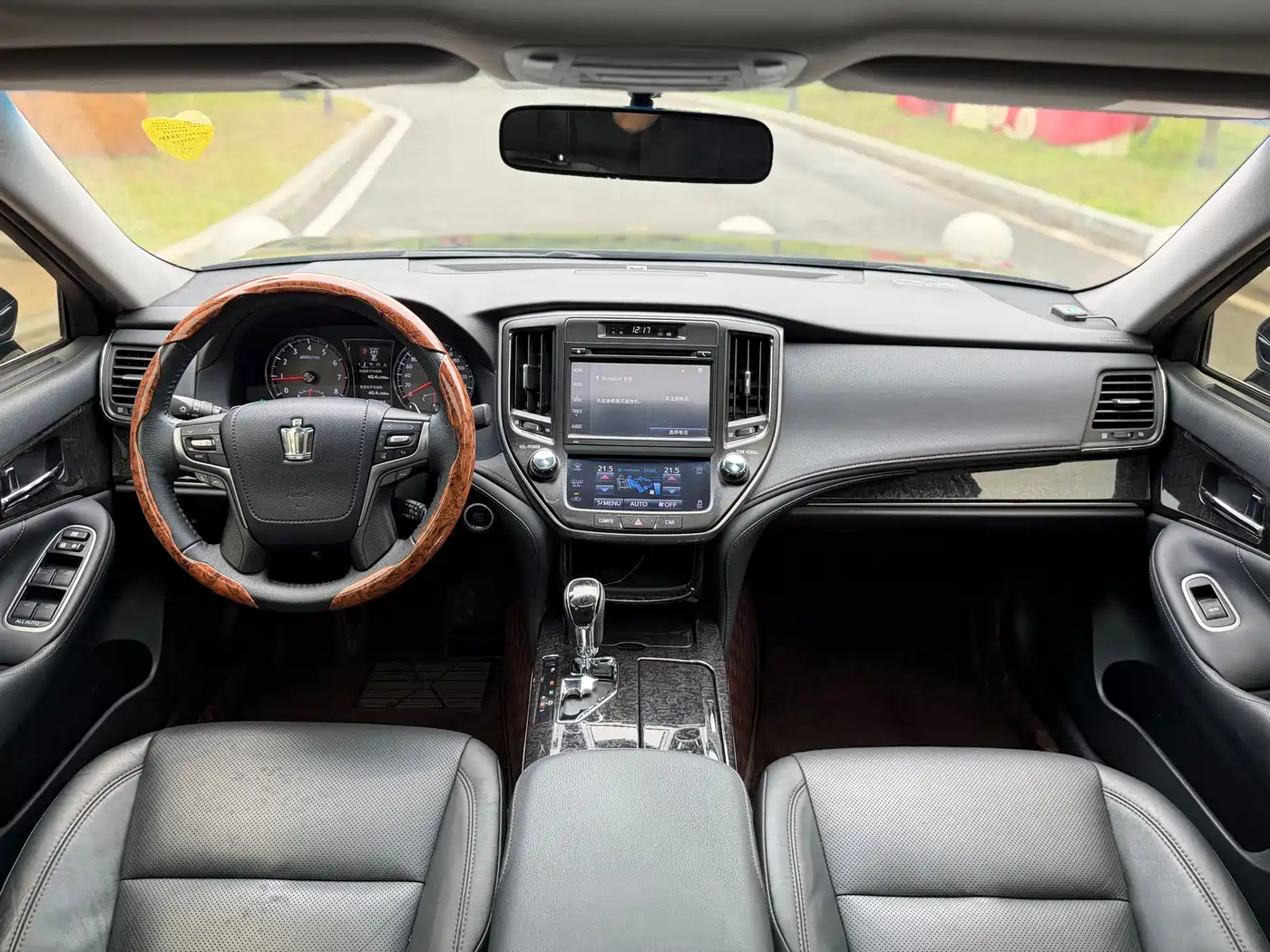 Toyota Crown 2018 2.0T Fashion Edition фото 15