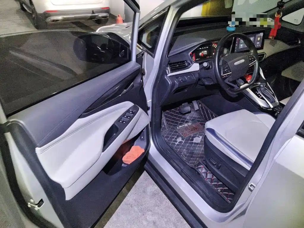 SAIC Maxus Maxus G50 2019 2019 1.5T Debut Automatic Luxury Edition 7-seater