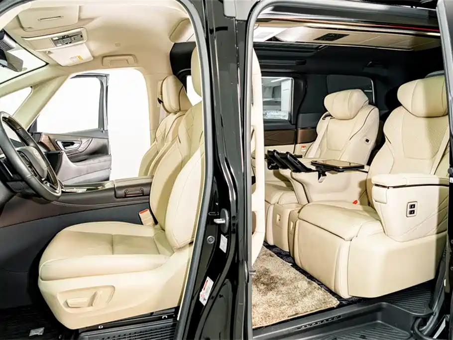 Toyota Alphard 2024 Hybrid 2.5L Ultimate Enjoyment Edition фото 19