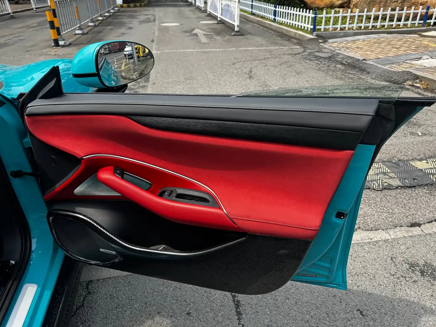 XIAOMI CAR XIAOMI SU7