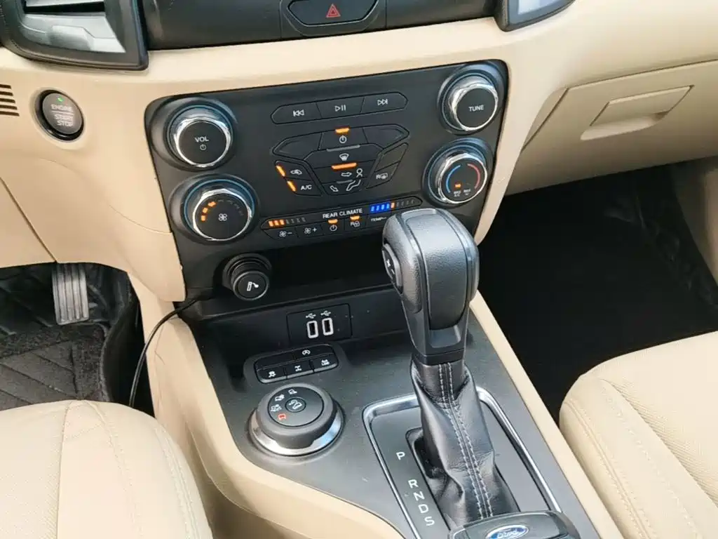 Ford Everest 2023 2020 2.3T Gasoline Automatic 4WD Elite 5-seater
