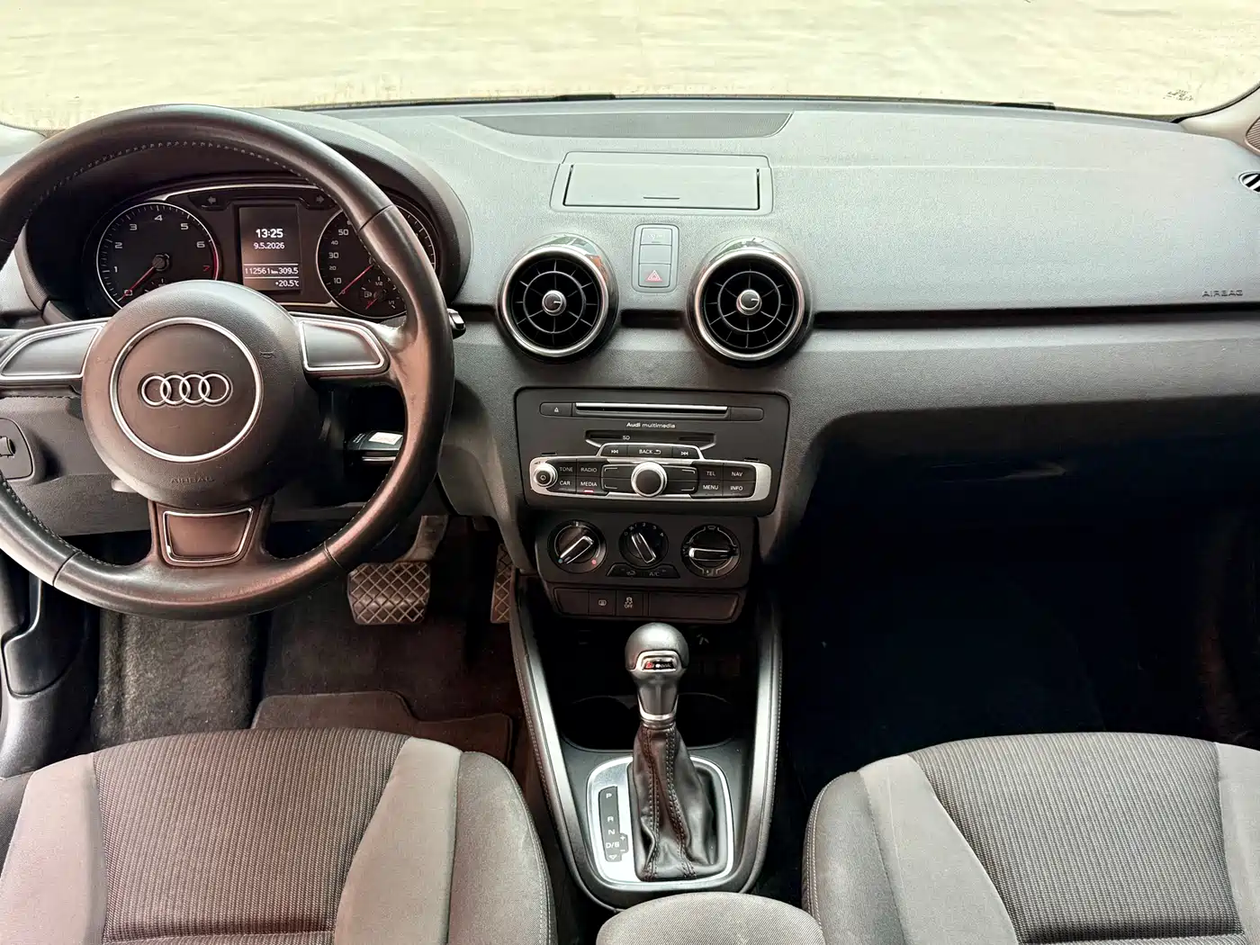 Audi A1 2016 30 TFSI Sportback Design Style Edition фото 9
