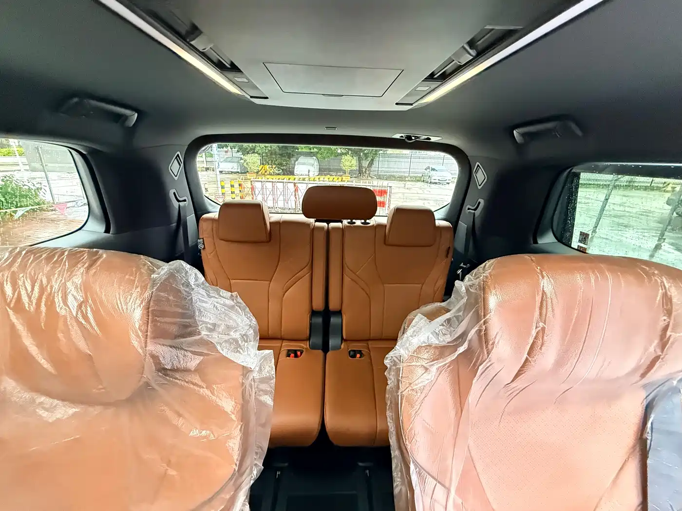 Toyota Vellfire фото 13