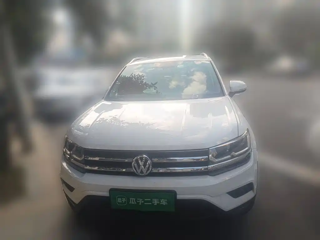 Фото 23 - Volkswagen Tharu