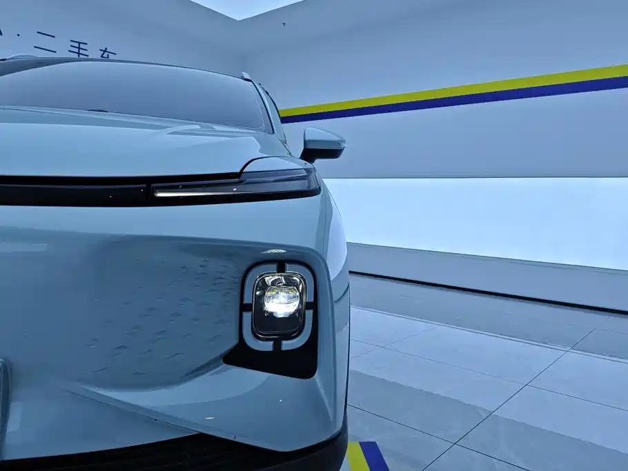 Photo 5 - Geely Geometry E Firefly