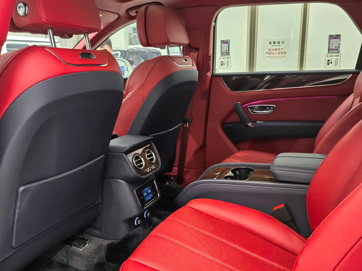 Bentley Bentayga 2021 4.0T V8 фото 13
