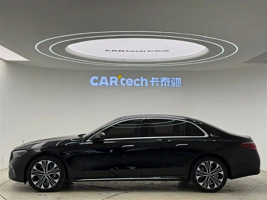 Mercedes-Benz E-Class New Energy 2024 E 350 e L Plug-in Hybrid Sedan фото 5