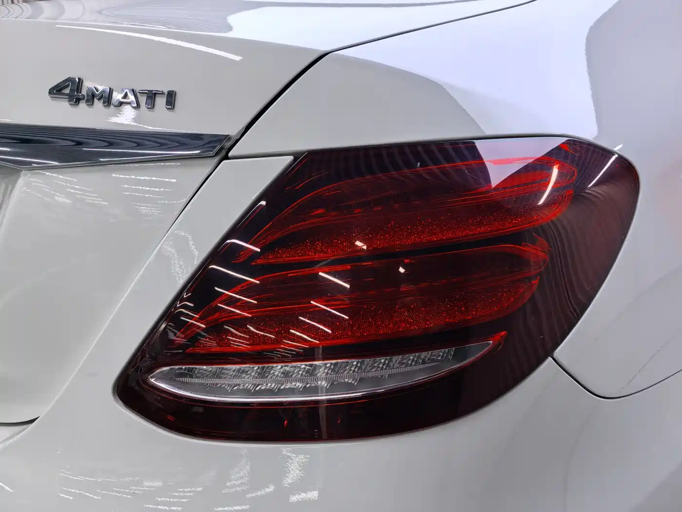 Mercedes-Benz E-Class 2017 E 200 Sport 4MATIC фото 13