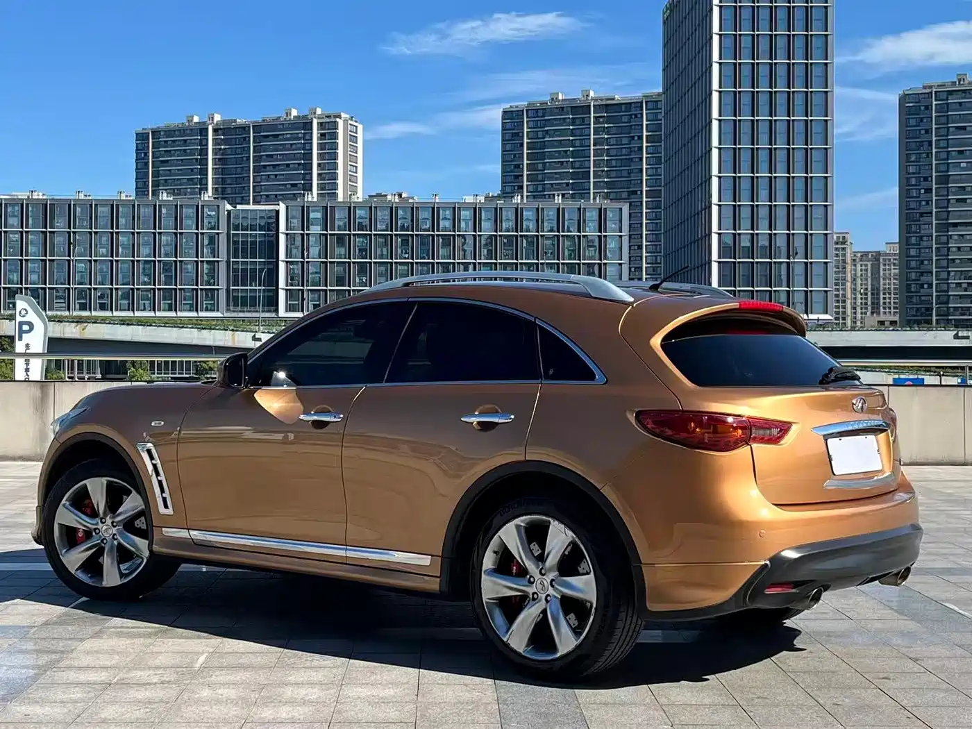 Infiniti FX 2012 2011 Model FX35 Gold Standard Edition