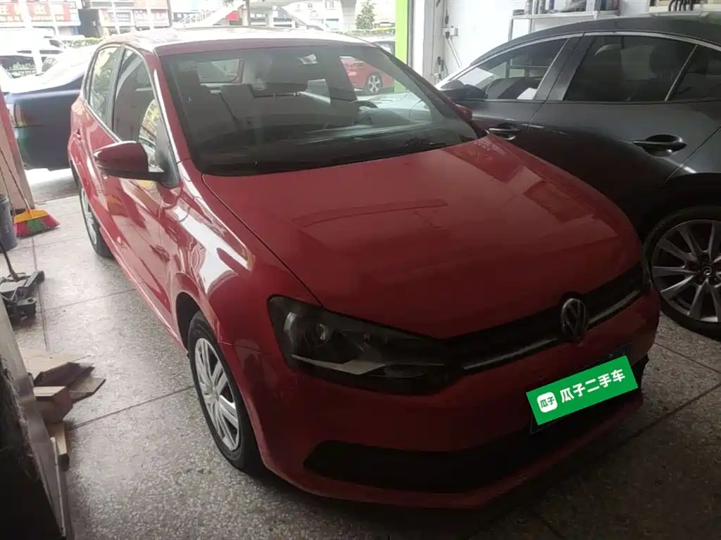 Volkswagen Polo 2016 1.4L Automatic Trend фото 4