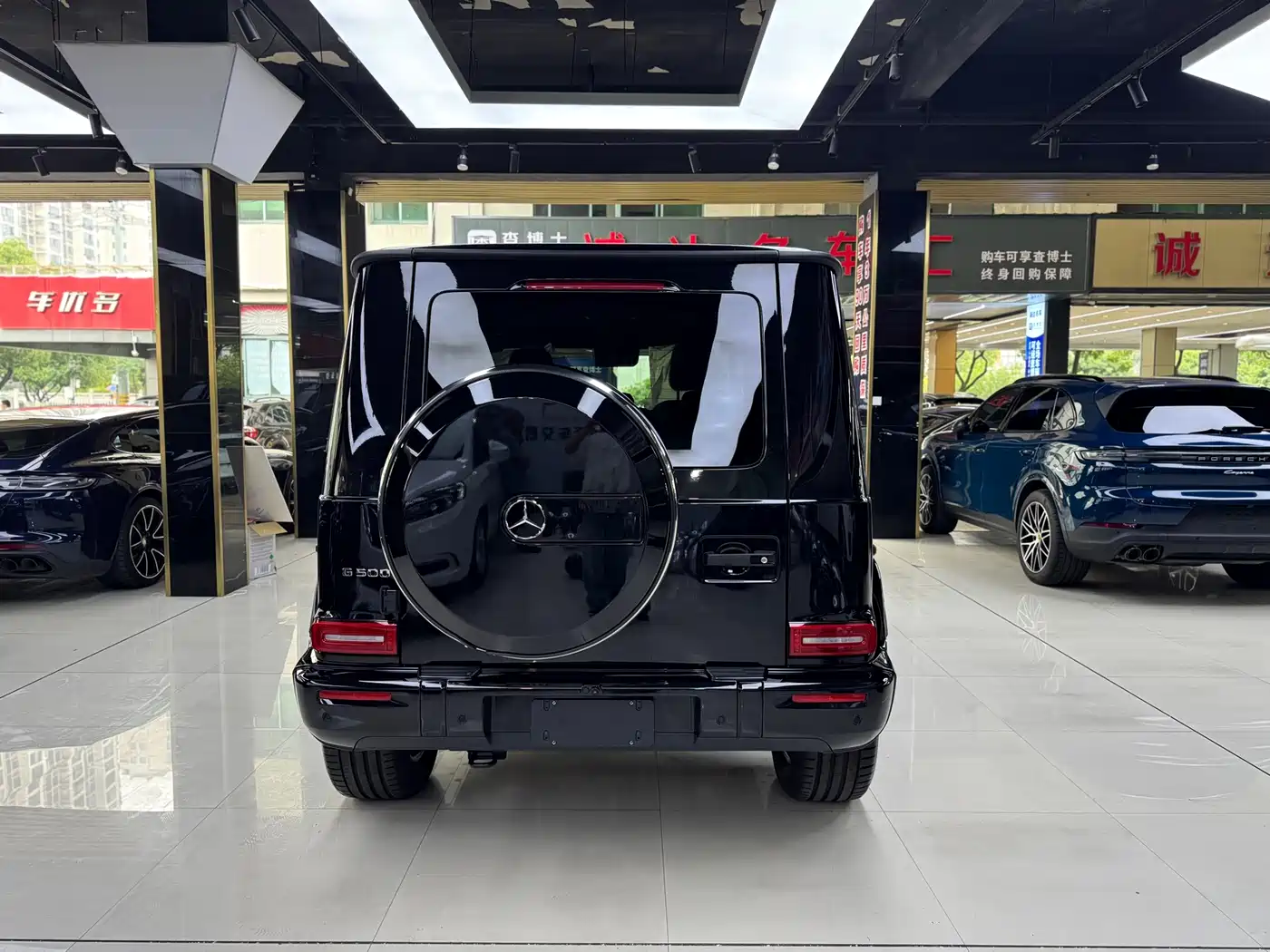 Mercedes-Benz G-Class 2025 G 500 фото 15