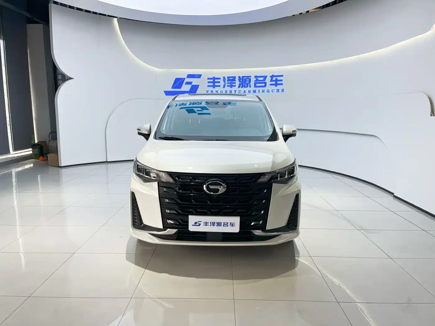 GAC TRUMPCHI M6