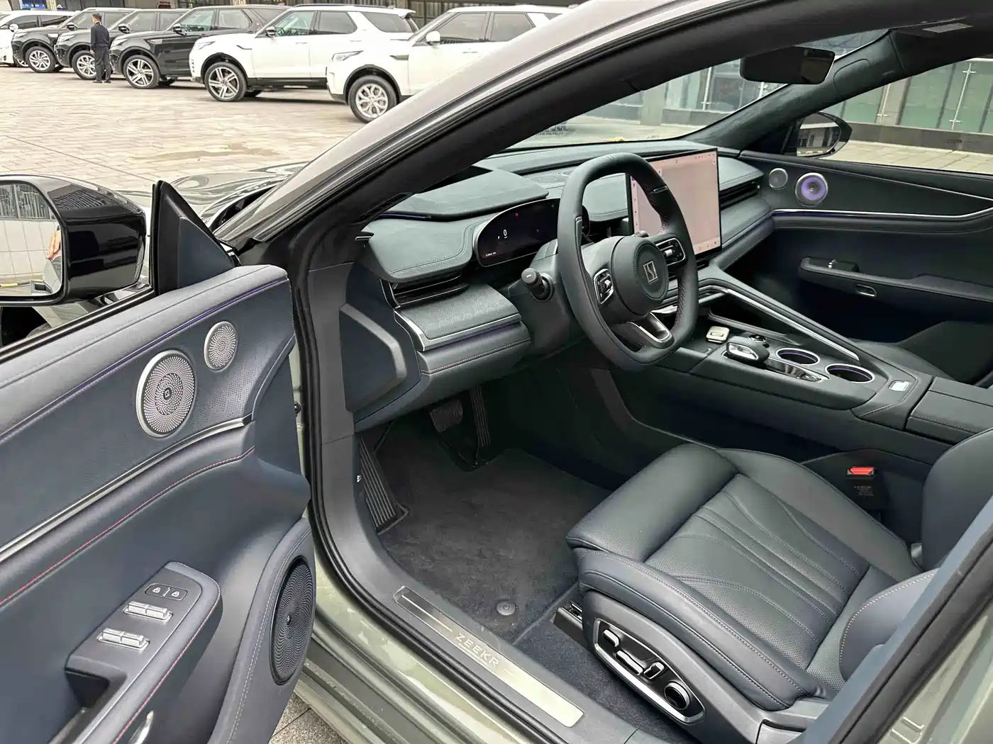 ZEEKR EXTREME KRYPTON 001