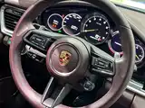 Photo 19 - Porsche Panamera New Energy