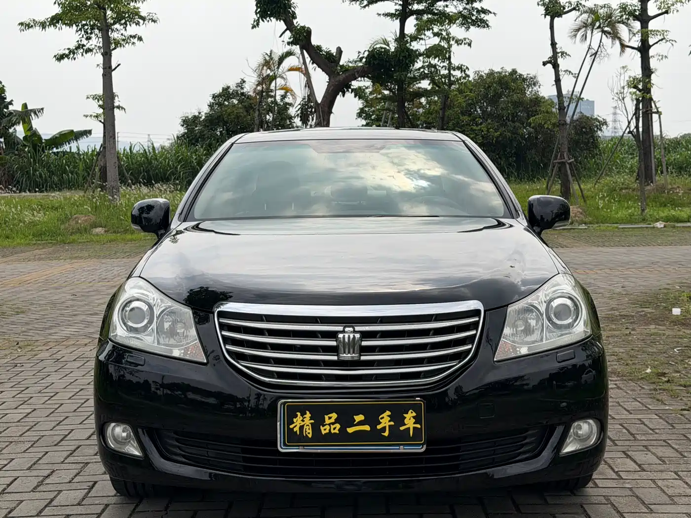 Toyota Crown 2010 3.0L Royal Saloon фото 3