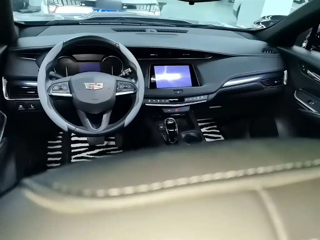 Cadillac XT4 2022 28T FWD Style фото 6