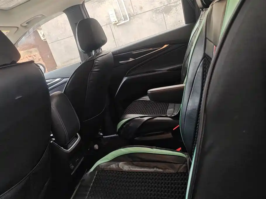 SAIC MAXUS CHASE G50