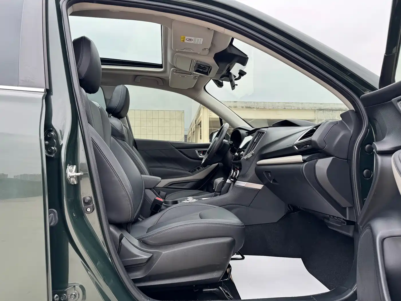 Subaru Forester 2022 2.0i AWD Luxury Edition with EyeSight фото 24