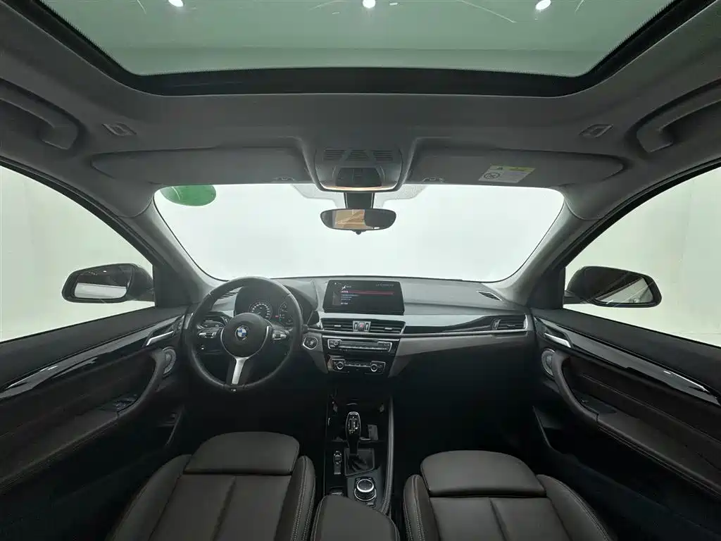 BMW X1 2022 sDrive20Li Fashion фото 11