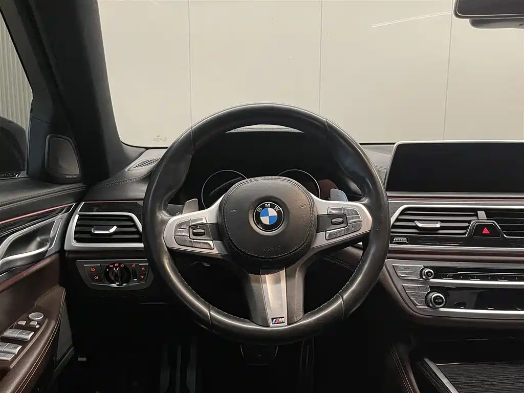 BMW 7 Series 2018 730Li Premium Type M Sport Package фото 13