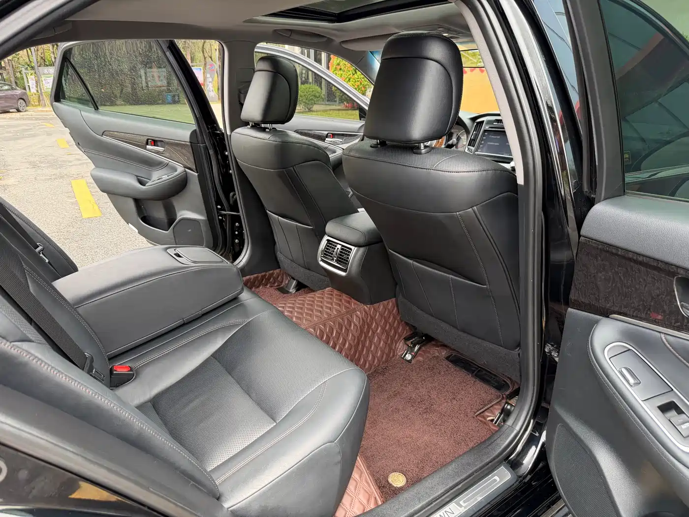 Toyota Crown 2018 2.0T Fashion Edition фото 14