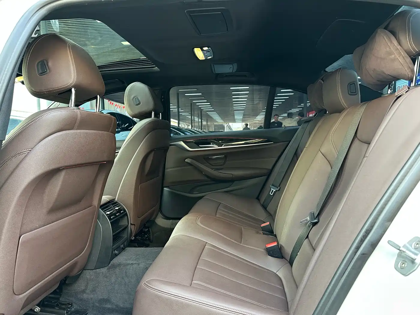 BMW 5 Series 2018 525Li M Sport Package фото 8