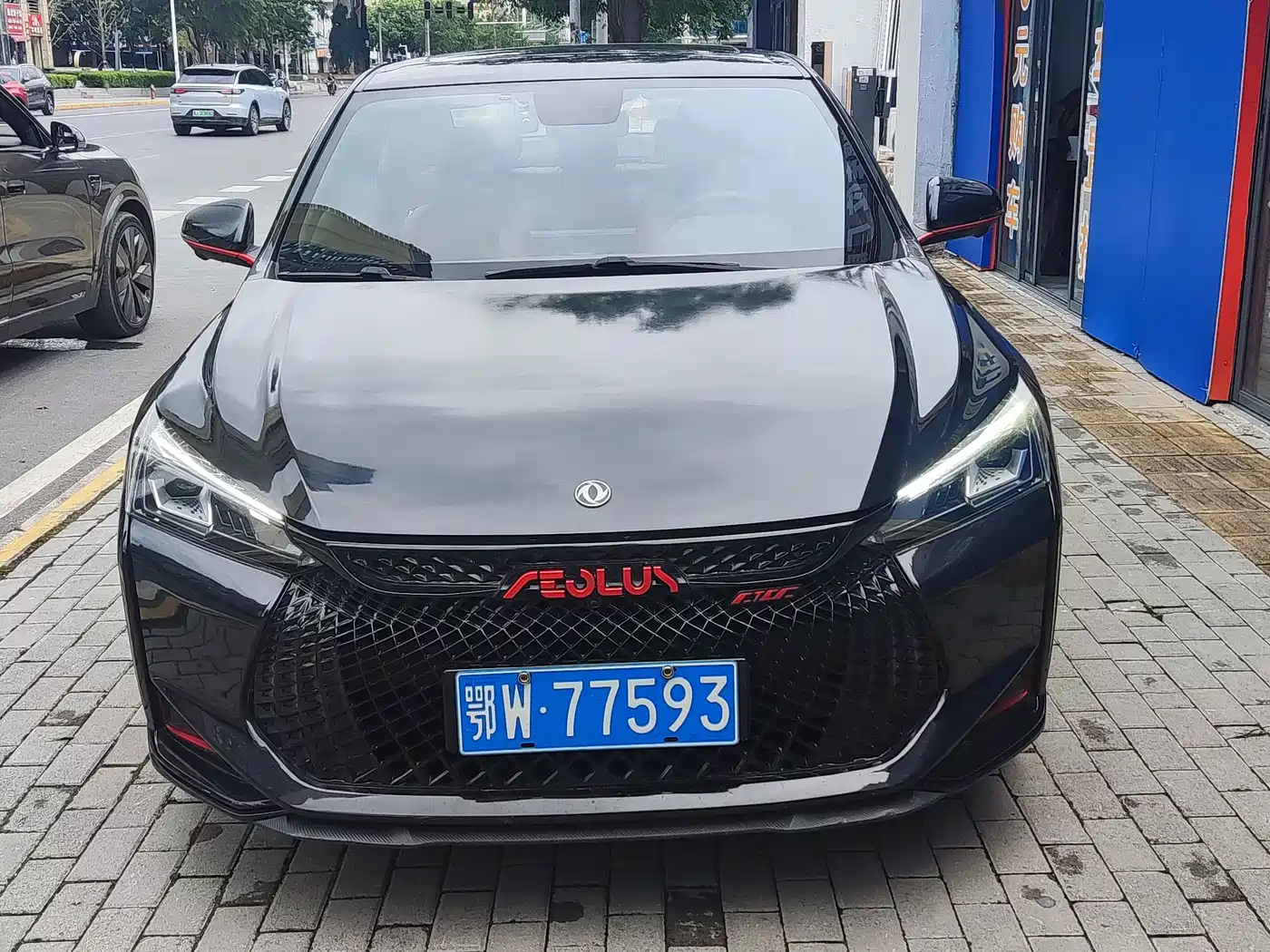 Dongfeng Aeolus Yixuan 2022 — пригон из Китая