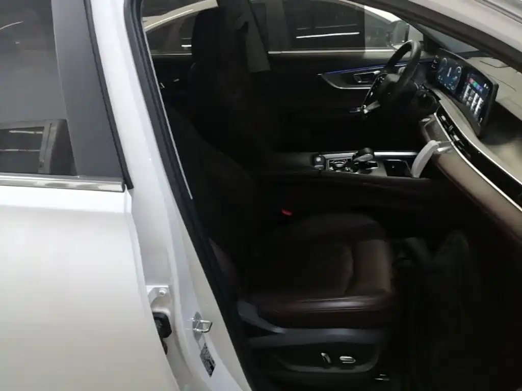 Chery Tiggo 8 PRO 2023 2022 290T 2WD Vast Version 5-Seater