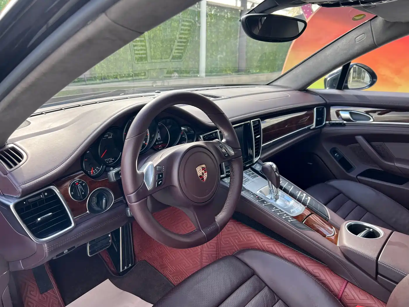Porsche Panamera 2010 Porsche Panamera Turbo 4.8T фото 9