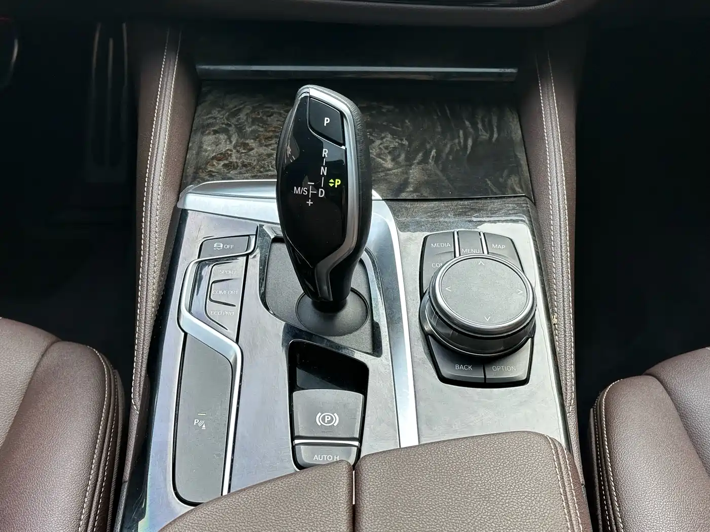 BMW 5 Series 2018 525Li M Sport Package фото 14