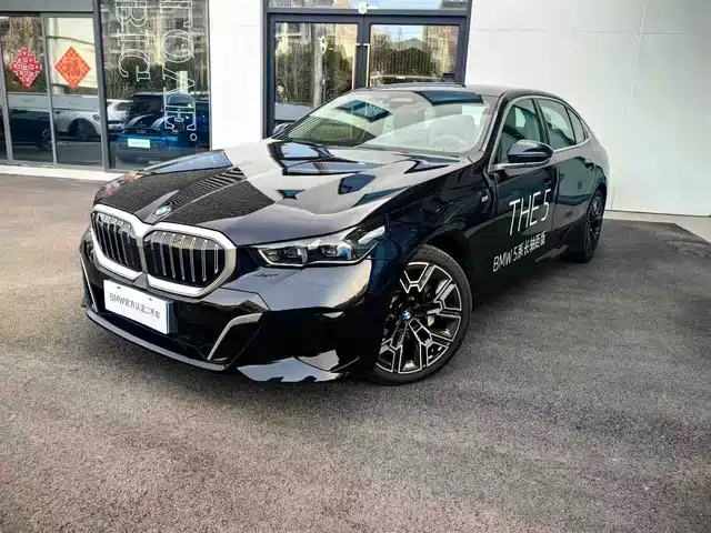 BMW 5 530Li, Престиж, M Спорт-пакет