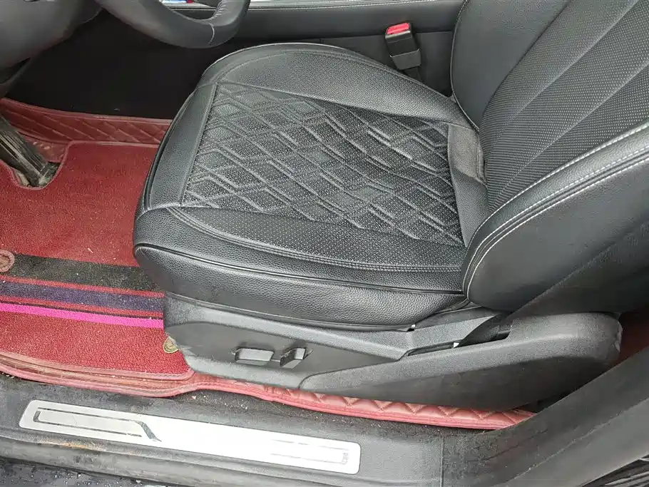 BYD Tang 2019 2.0T Automatic Smart Connect Noble 7-seater China VI фото 9