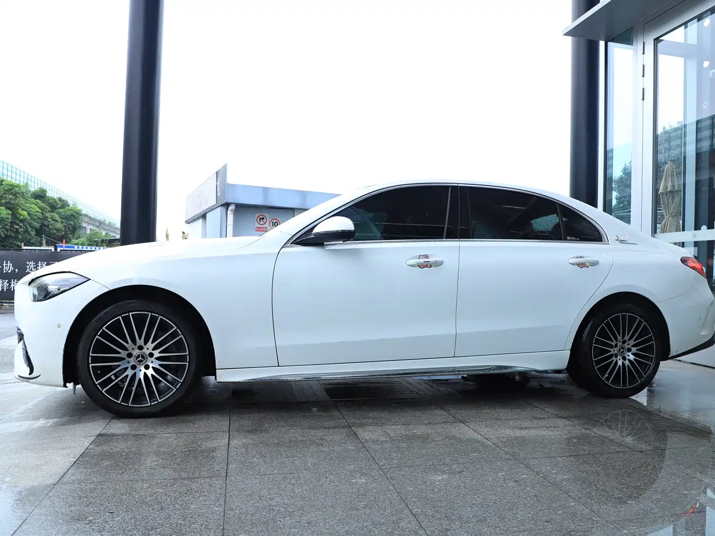 Mercedes-Benz C-Class 2023 C 260 L Sport фото 10