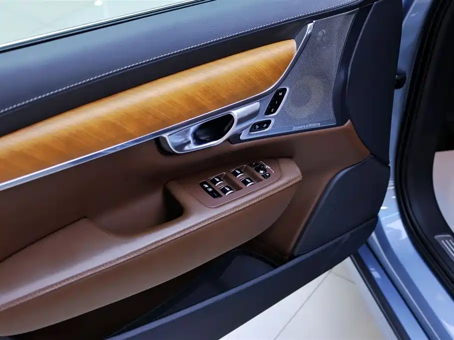 Volvo S90 2020 T5 Elegance Luxury Edition фото 16