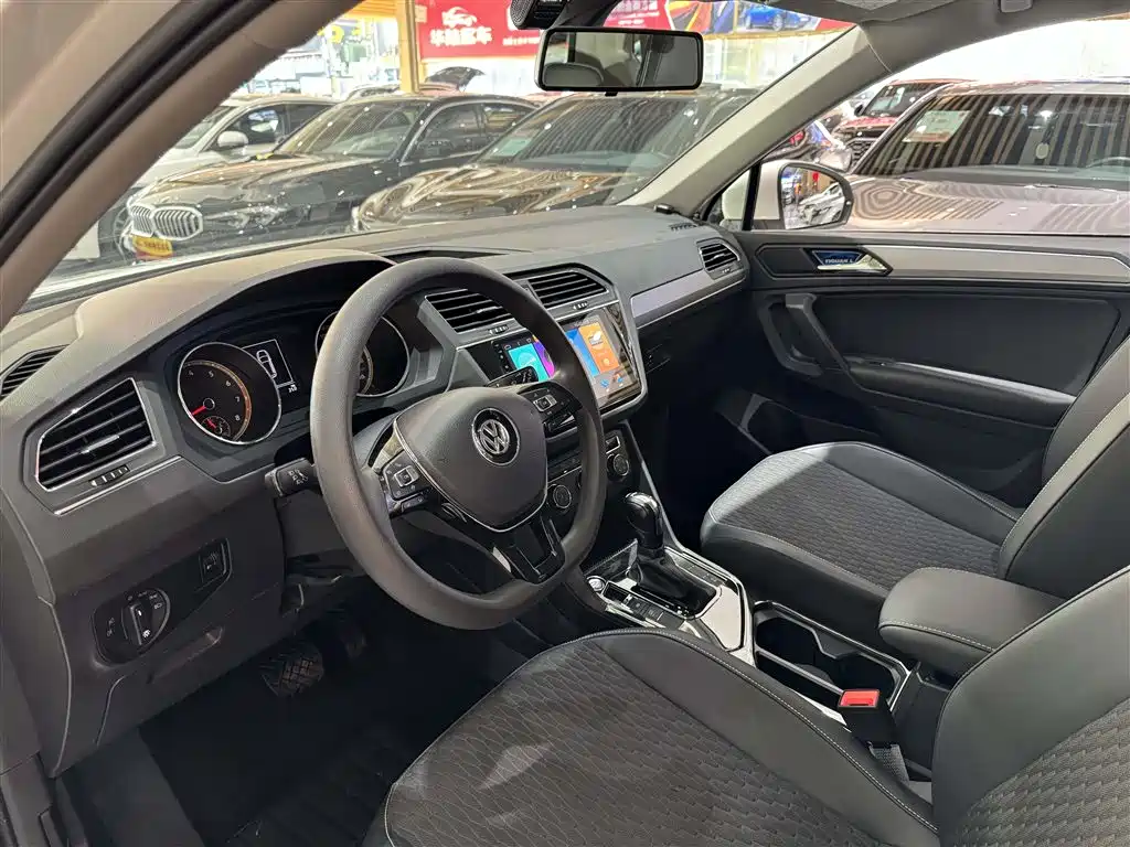 Volkswagen Tiguan L 2020 330TSI Auto 2WD Trend China VI фото 5