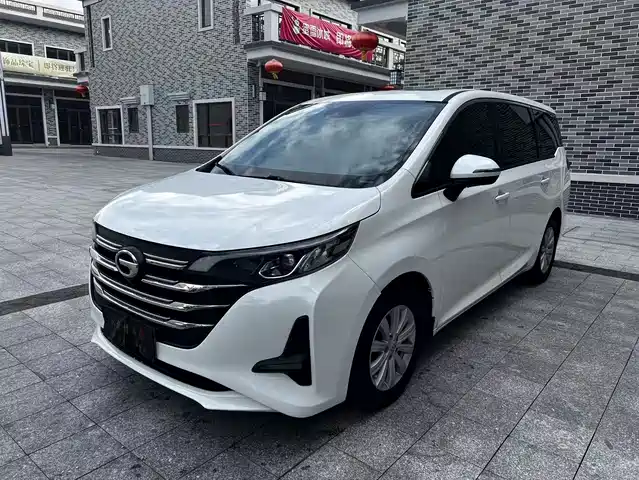 Trumpchi M6 270T DCT, Престиж, 7 мест