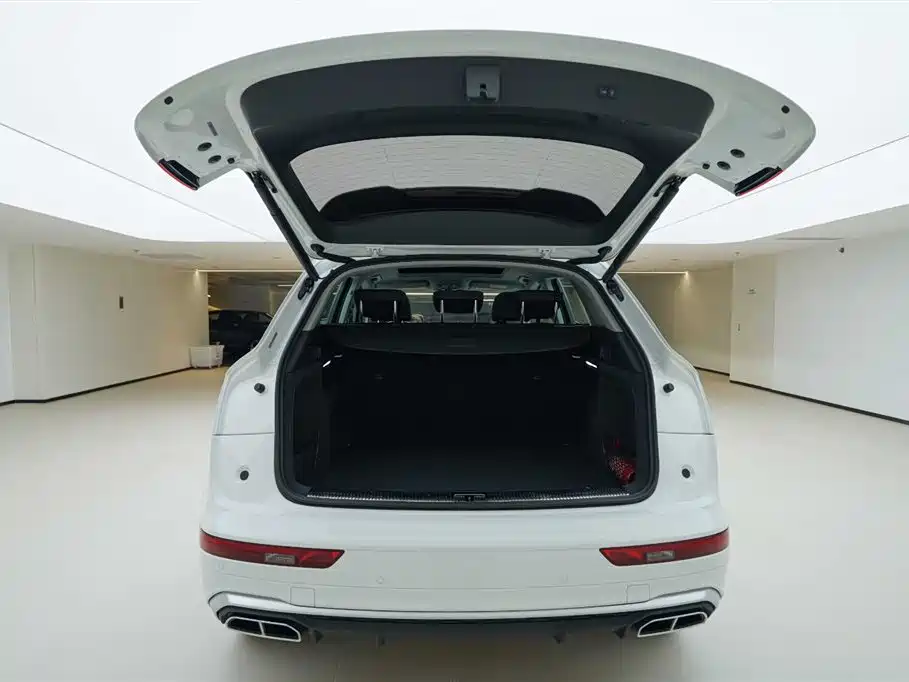 Audi Q5L 2021 40 TFSI Luxury Dynamic фото 6