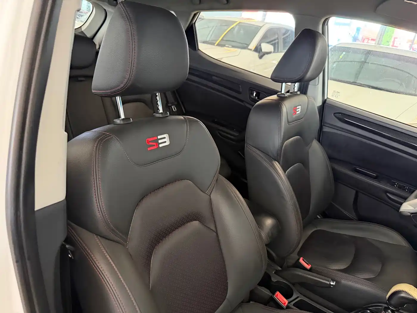 JAC Motors Refine S3 2017 2017 1.5L Manual Luxury Smart