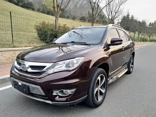 BYD BYD S7 2016 2.0T Automatic Premium Model