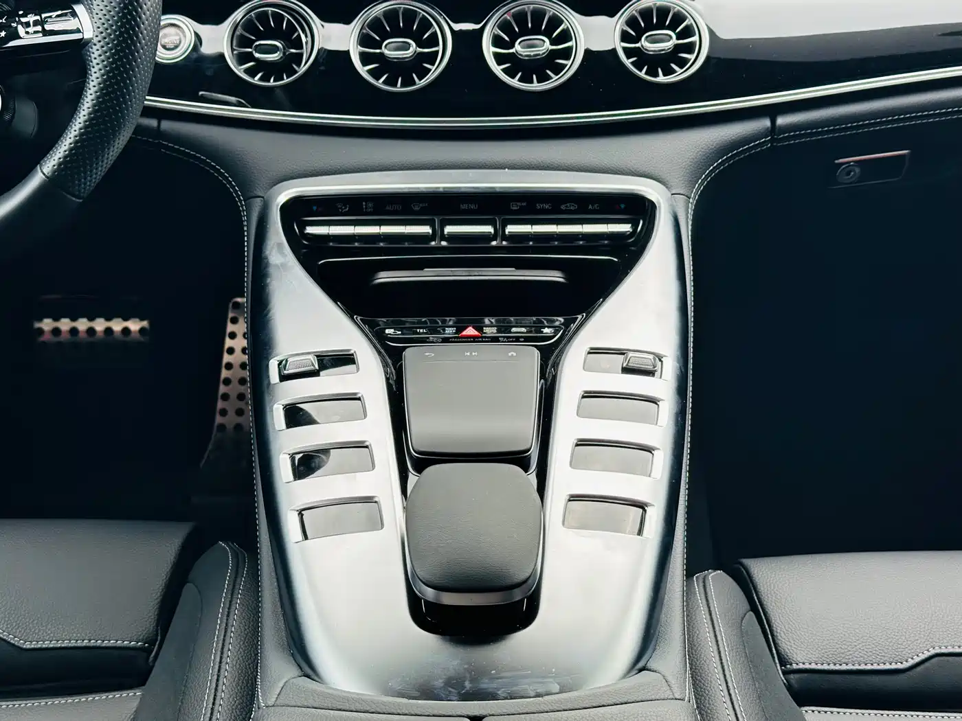 Mercedes-Benz AMG GT 2025 AMG GT 50 4-Door Coupe China Special Edition фото 10